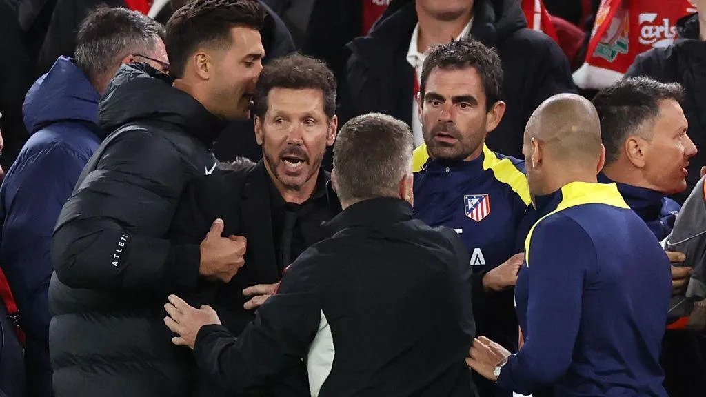 Simeone Expresses Apology Following Confrontation involving Liverpool Supporters